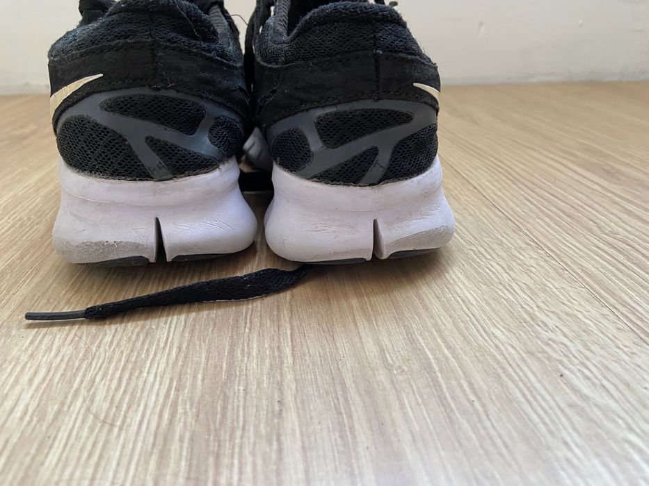 Nike Revution , номер 35