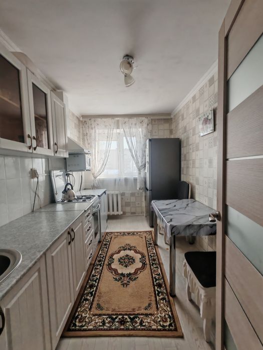 Продам двух комнатную квартиру