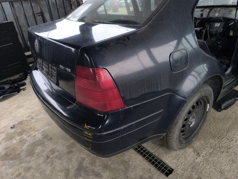 Bara spate / Capota / Portbagaj Vw Bora sedan