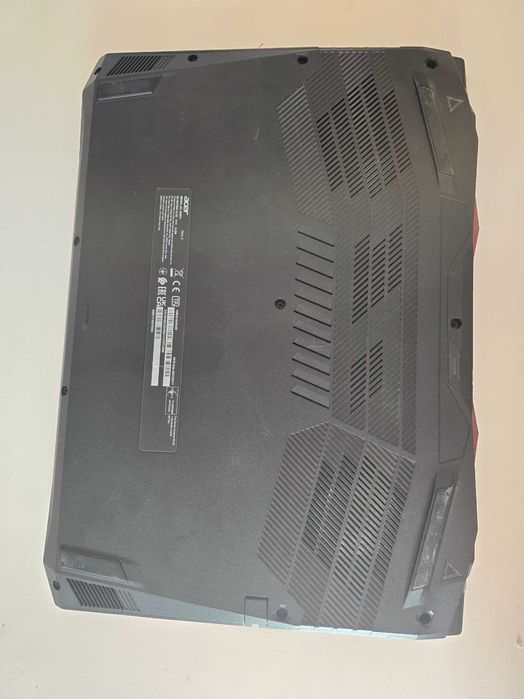 ACER NITRO 5 (AN515-45) 24 GB RAM R5 5600H/ RTX 3060 6GB +COOLER CADOU