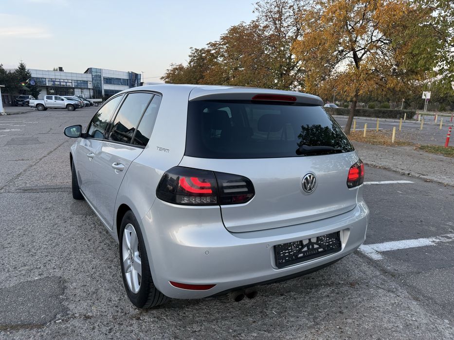 Vw Golf6//bi-xenon,led,park assist//Rate auto