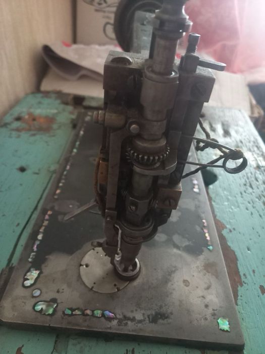 Попоп тикув машина срочно сотилади