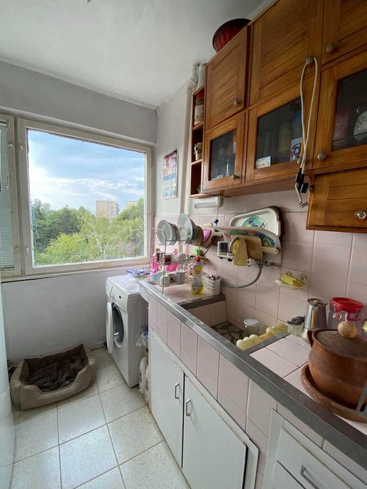 Продава се Тристаен апартамент в Търговище, Боровец - 75 кв.м за 918 €/кв.м - Снимка #2