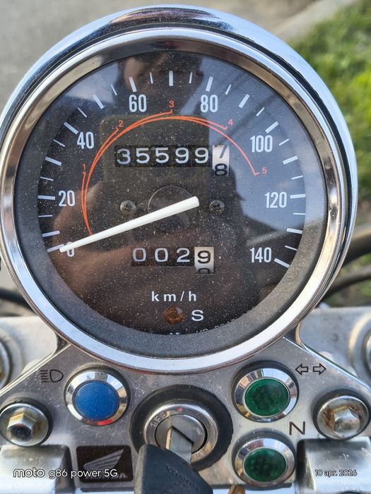 Vând Honda Rebel 125