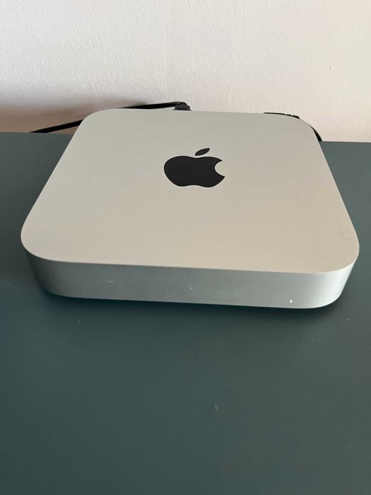 Apple Mac mini M1 16GB RAM / 1TB SSD + Magic Keyboard + Magic Trackpad + Monitor LED IPS LG 29” UltraWide Full HD