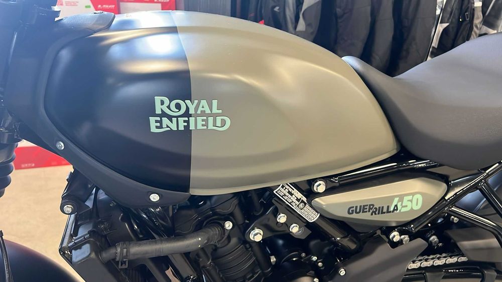 Royal Enfield Guerrilla 450- PERMIS A2