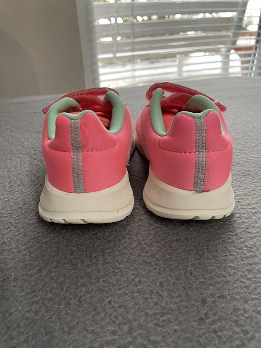 Спортни обувки Adidas