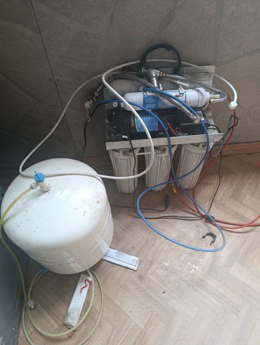 Продам фильтр для воды.