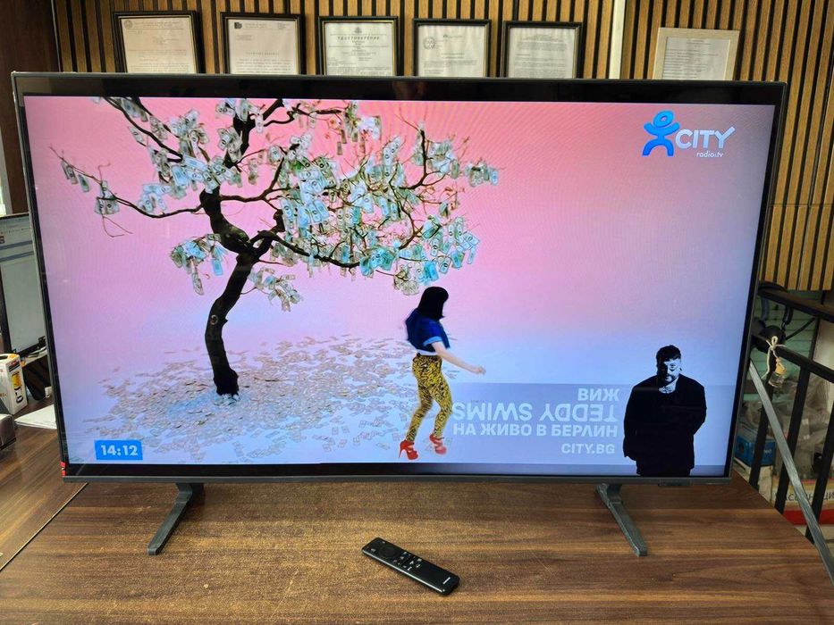 Телевизор Samsung LED 43DU8572 – 43" (108 см) Smart TV, 4K Ultra HD