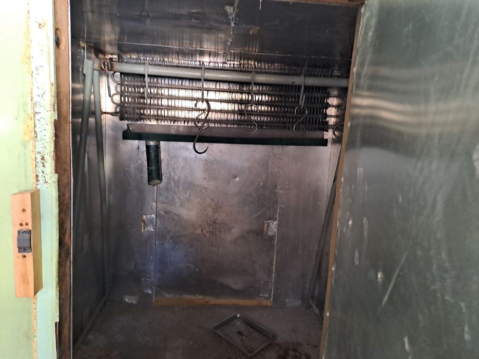 Холодильник продается