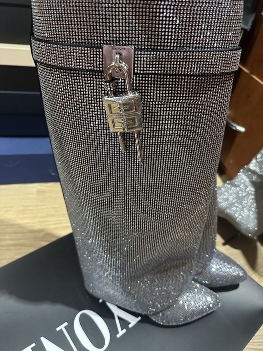 Givenchy Ботуши с самъни сваровски