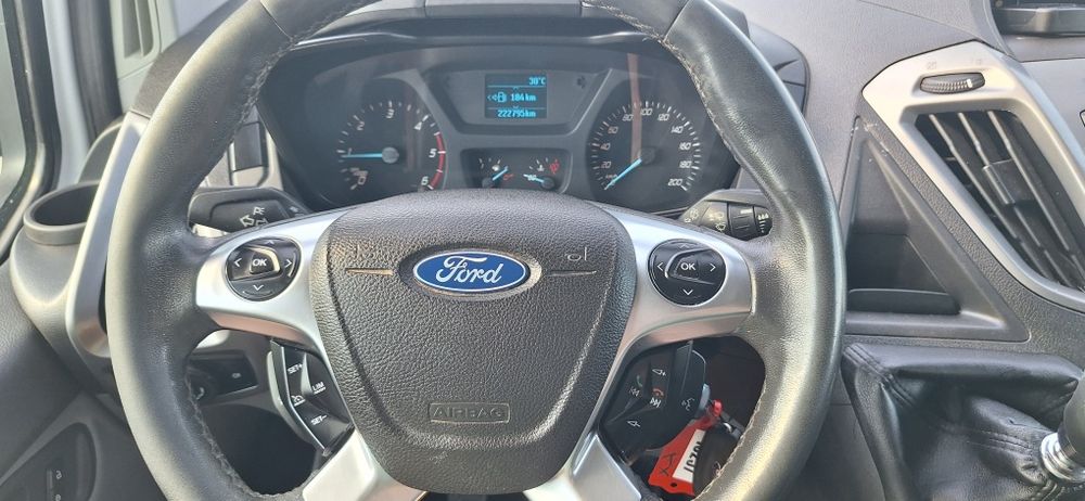 Ford Transit custom 2.2 diesel  125 cai fabricatie 2015 euro 5