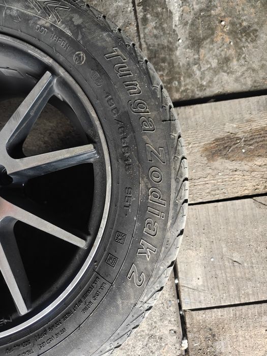 Комплект дисков с шинами R15