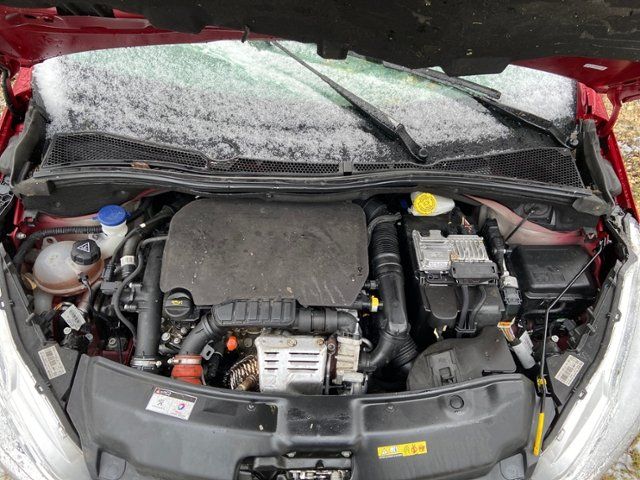 Peugeot 208 1.2 PureTech Allure / Пежо 208 1.2