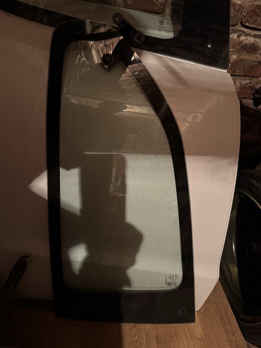 Vand piese Nissan Pixo/ Suzuki Alto