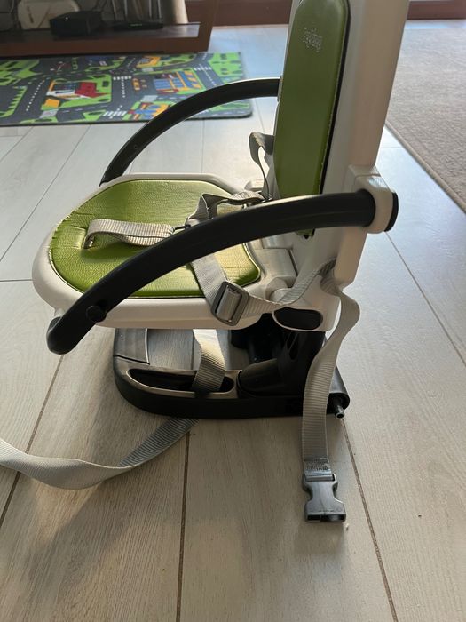 Столче за хранене с масичка за бебе деца Peg Perego