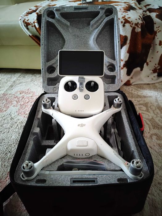 Vand drona DJI phantom 4 pro v2