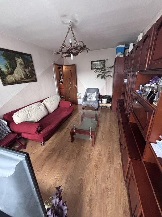 Vand apartament 2 cam decomandat, str. Dacia (zona Mall)- Targu-Jiu