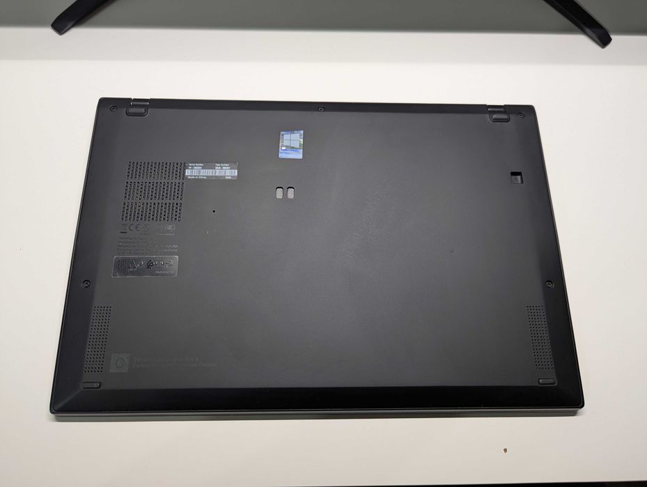 Lenovo ThinkPad X1 Carbon Gen 8 (20U90003RT)