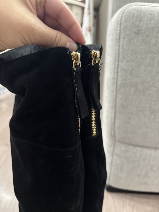 Замшивые сапоги на осень