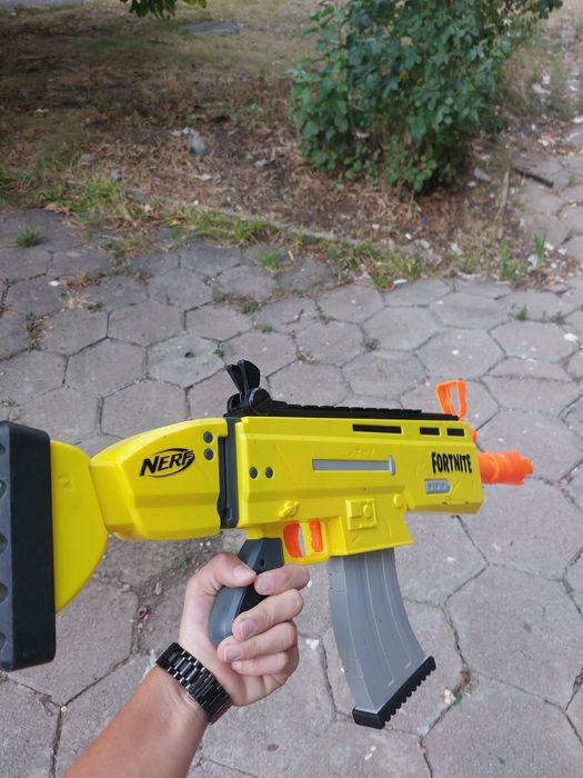 10 нърф играчки с меки патрони