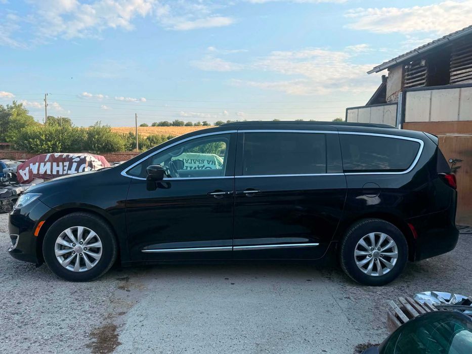 Chrysler Pacifica Touring L 3.6