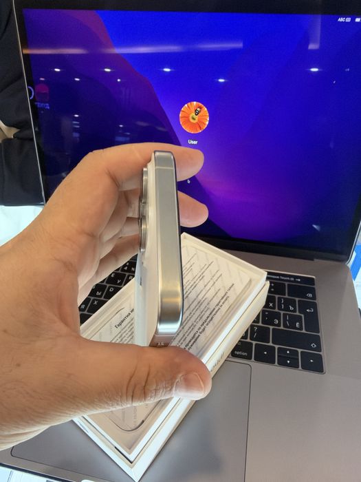 Iphone 15 pro max 512 silver