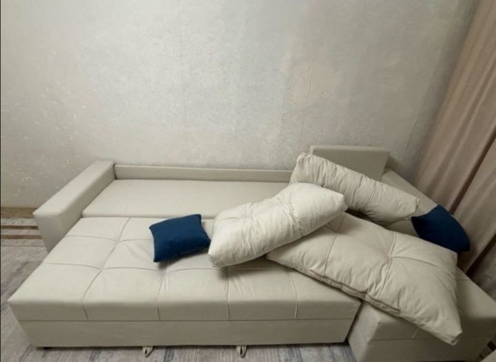 Диван раскладной угловой продам