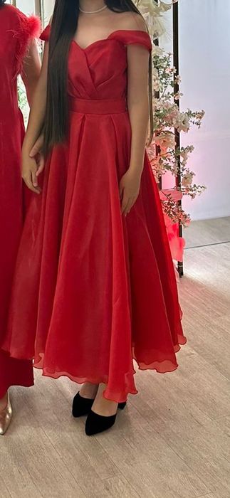 Продам молодежная вечерняя платья