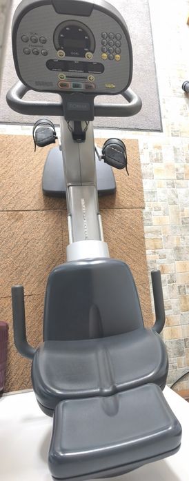 Bicicleta TechnoGyM Forma