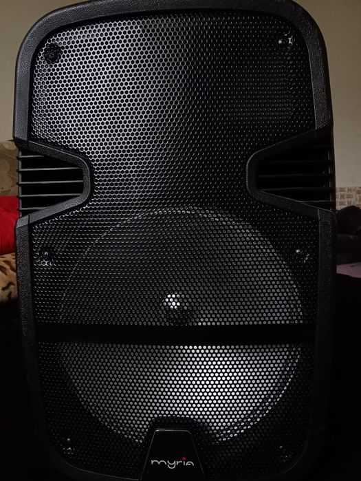 Boxa myria in stare foarte buna