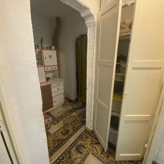 Vand Apartament 2Camere Exercitiu bloc 1987 pret 85.000€