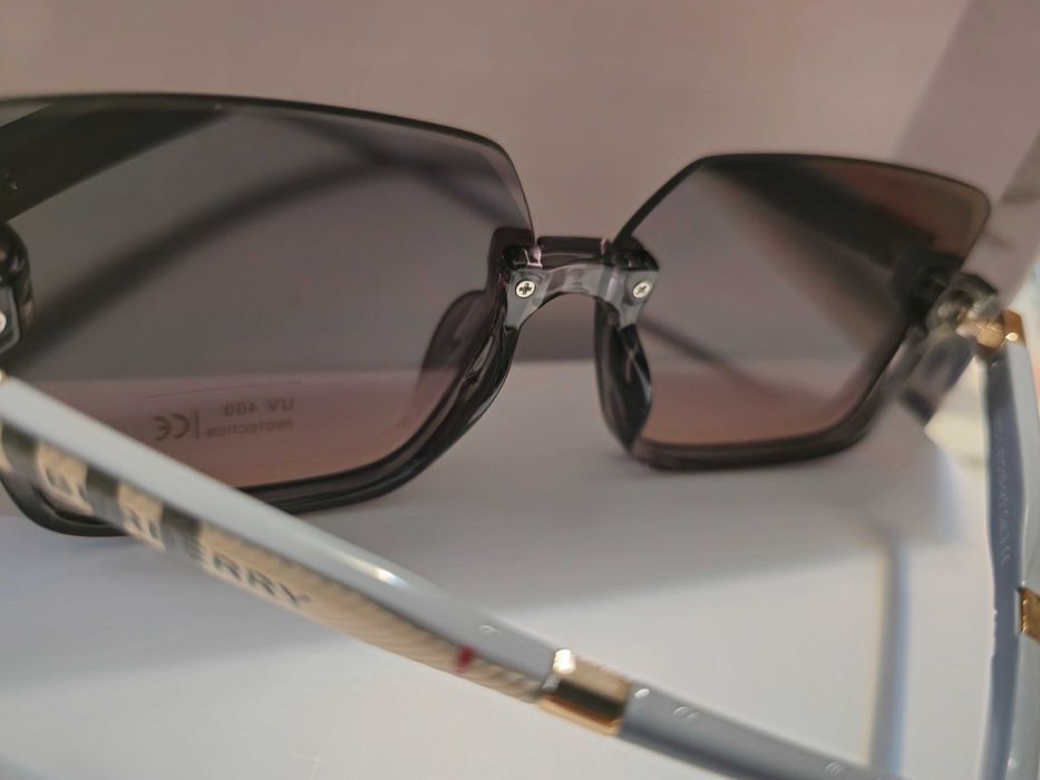 Ochelari de soare Burberry