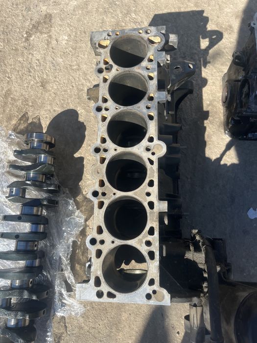 Мотор за бмв м52б28 на части е36 е39