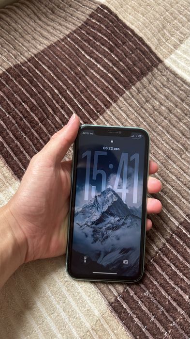 iPhone 11 64 GB