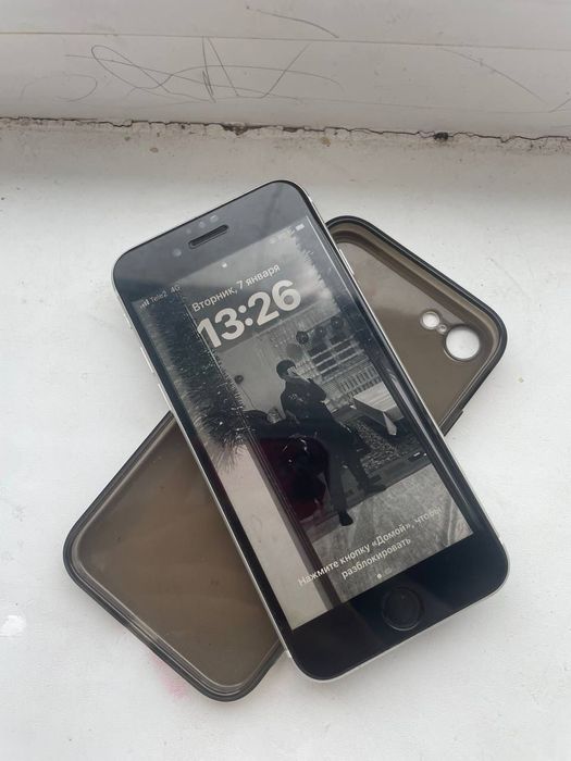 Iphone se продается