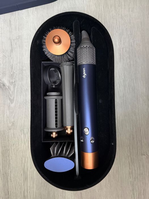 Сешоар за коса Dyson