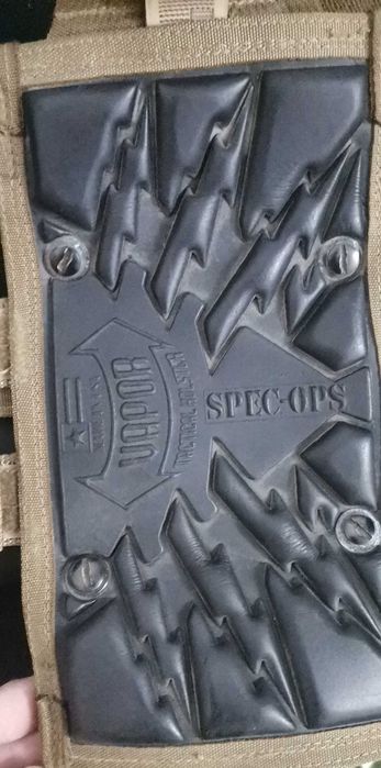 Vând holster, partea dreapta