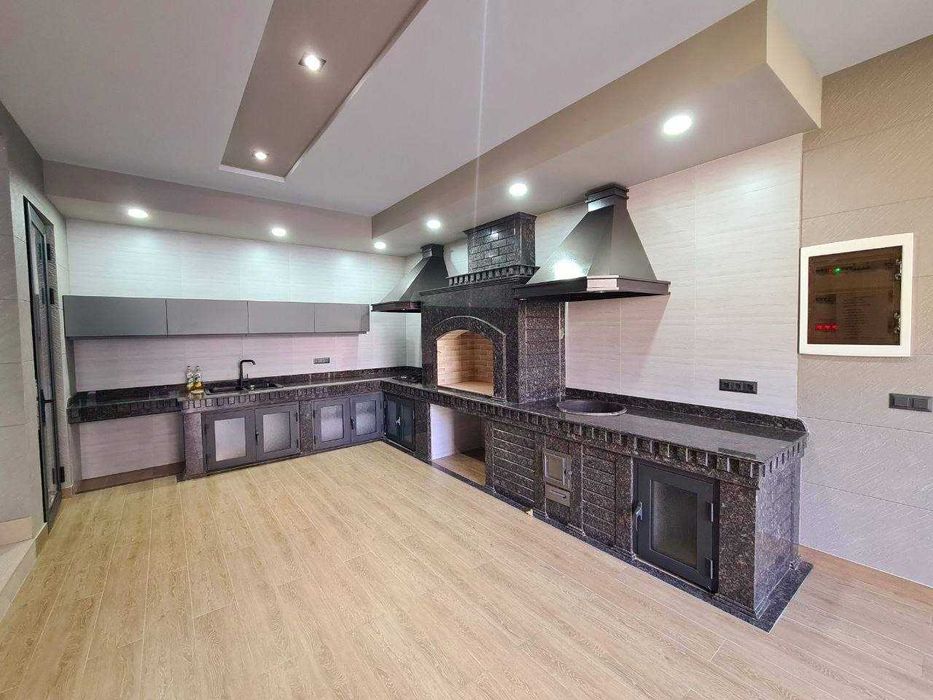 Сдаётся дом в стиле ХАЙ-ТЕК под офис! ориентир Яккасарайский район!