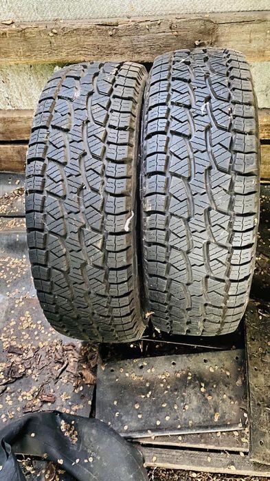 Продам резину 2 балона