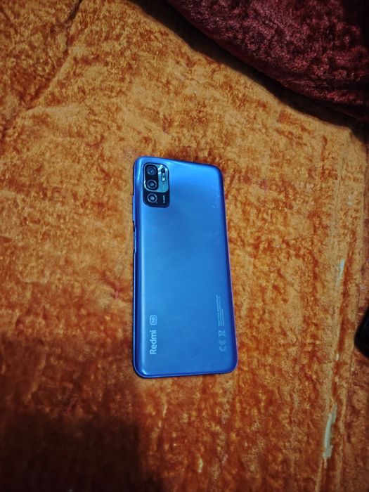 Redmi Not 10 5G 6/128Gb.  By. Xolati yaxshi aybi yo karobka dakumenti