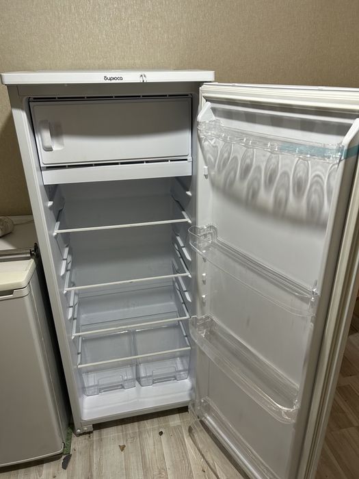 Холодильник продаю