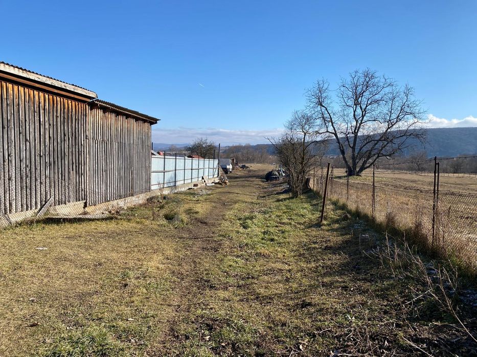 2 parcele de teren in Gilau, una cu casa batraneasca