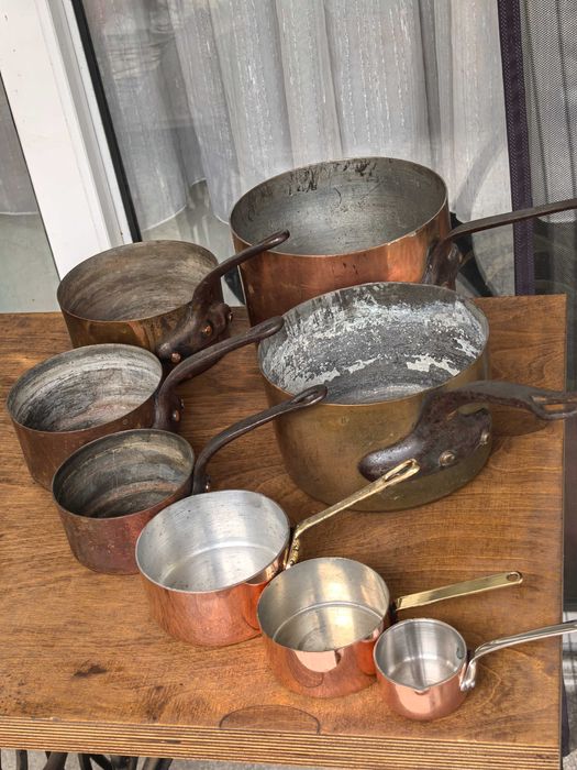 Старинни  медни съдове касероли