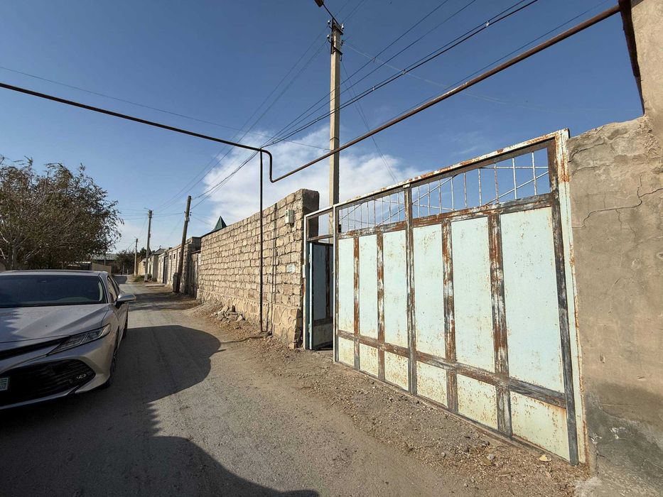 HOVLI QURISH UCHUN 8 SOTIQLI YER hisobdagi hovli sotiladi #a667