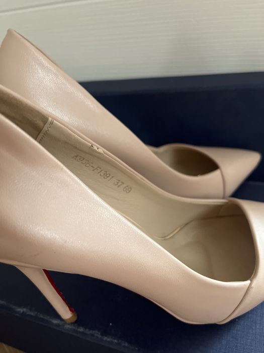 Туфли нежно розового цвета