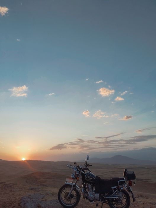 400000мың тенге айдалғанына 2жыл болды.