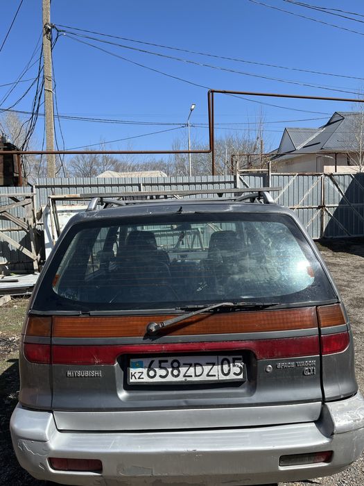 Продам mitsubishi space wagon