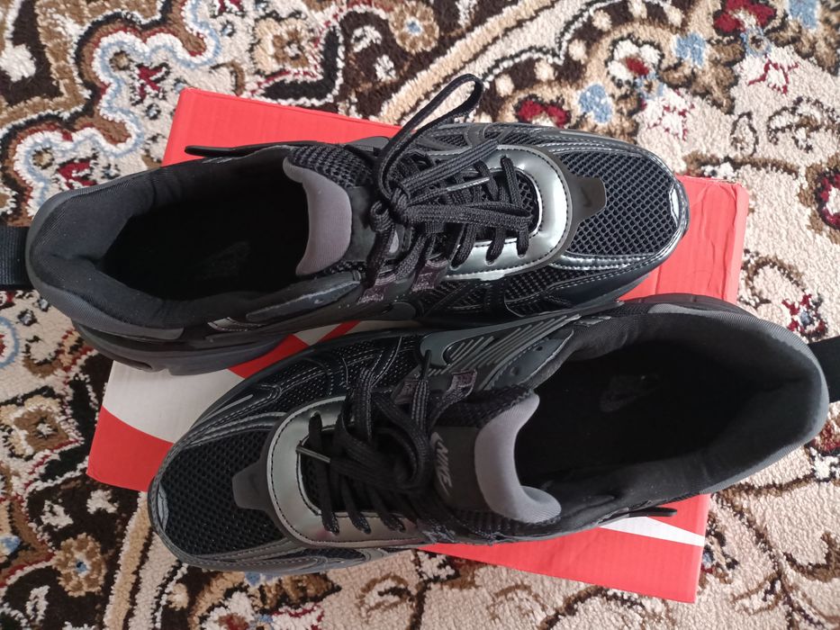 Кроссовки мужские