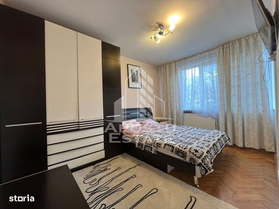 Apartament 3 camere, zona Podgoria